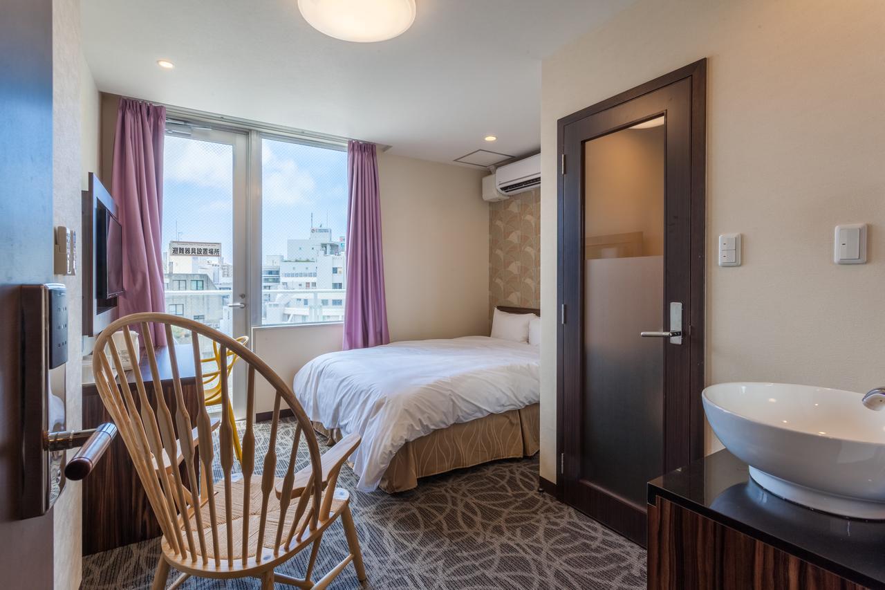 Okinawa Kariyushi Lch. Premium Hotel Naha Ngoại thất bức ảnh