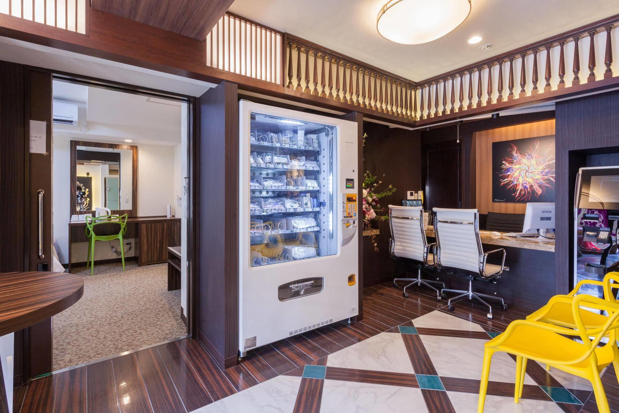 Okinawa Kariyushi Lch. Premium Hotel Naha Ngoại thất bức ảnh